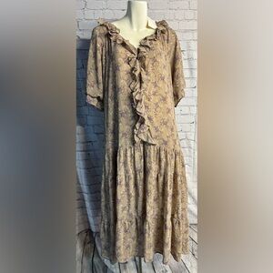NWT Size Large Floral Entro Ruffle Midi Dress